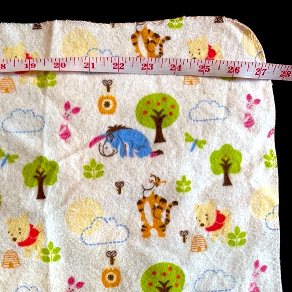 Bundle of 2 Winnie the Pooh Swaddle Blankets - Picture 5 of 7